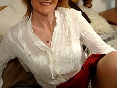 This horny housewife loves to play around