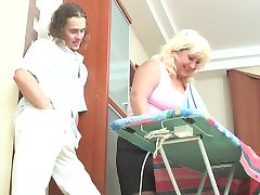 Chubby housewife ironing before getting tricked into hot suck-n-fuck action