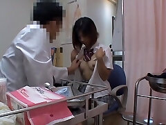 Sexy Asian babe went to the doctor for inspection of vagina