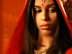 Bollywood Babe Is My Fave Dancer