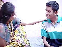 Desi Local Bhabhi Rough Poke With Her 18+ Young Debar ( Bengali Jokey Talk)