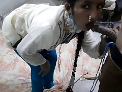 Indian maid Blowjob, Desi kamwali bai ke sath house onner ki masti