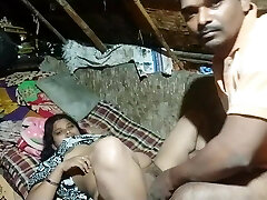 Telgue girl pussy and tits showing