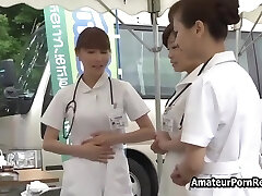 азиатские японские красотки медсестры трахаются с клиентами в больнице