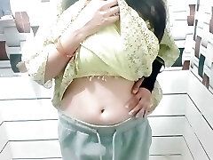 I am alone today Fast time masturbation in shower