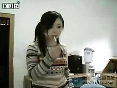 Asian Girl Smoking and Dancing Webcam