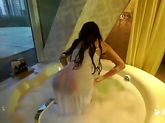 Tease Sofia Big Dairy Cow in Bathtub Tub Sex Looking Great, Sexy Dame! 1080P Tease Sofia Big Dairy Cow in Bathtub Tub Sex Looking Great, Sexy Dame! 1080P