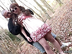 Wearing adorable sundress and sunglasses lusty Ayumi Inamori gets poked in the woods