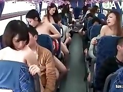 Group hook-up in the bus