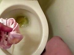Peeing to pinkish panties!