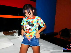 Asian teen amateur satisfies her tourist customer’s big dick