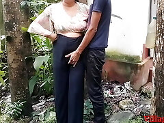 拼贴女友基chudai在森林