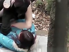 fuck in korean park spycam (3)