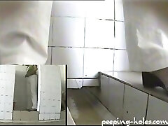 Asian College Girls Toilet Spycam
