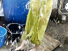 Bhabhi anita yadav ki torrid bathing