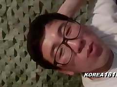 Korean nerds have joy at room salon with horny Korean babes