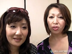 Threesome with 2 horny Japanese milfs