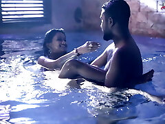 स्विमिंग पूल में अपने प्रेमी के साथ अपने स्टार सुदीपा कट्टर बकवास (हिंदी ऑडियो )