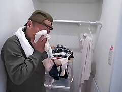 A Diminutive Love Story: The Runaway Girl And An Older Man par 1