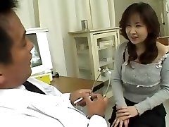 korean therapist and korean brown-eye