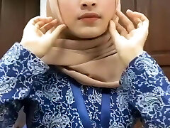Hot Splendid Malay Hijab