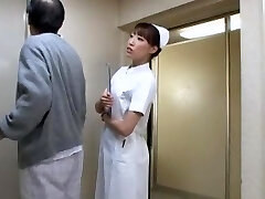 विदेशी जापानी मॉडल अया Sakuraba, यूरी Aine, यू Kawakami में नर्स के साथ जापानी फिल्म