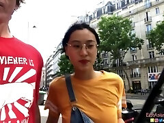 刘玥 Chinese Asian June Liu Internal Cumshot - SpicyGum Fucks Yankee Guy in Paris x Jay Bank Presents