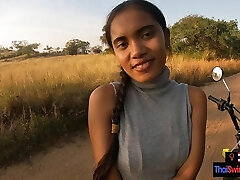 Outdoor blowjob and hook-up with amateurs
