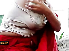 Village bhabhi Hard plumbed in doggy style after outdoor bath