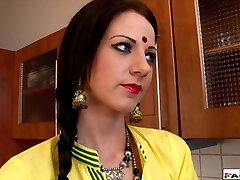 Madhuri Dixit & Anil Kapoor in Indian Bollywood Sex sequence