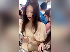 vidéo de jupon fétichiste asiatique