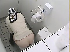 Granny got her ass on toilet voyeur video while pissing Granny got her ass on toilet voyeur video while pissing