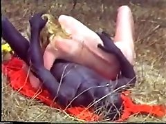 Biała dziewczyna na Afrykański ląd vintage Biała dziewczyna na Afrykański ląd vintage