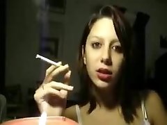 elizbeth marlboro rouge 100s webcam de nouveau