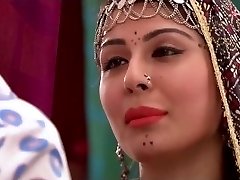 जिप्सी लड़की बॉलीवुड फिल्म xxx काल्पनिक कहानी नग्नता असाधारण पोशाक