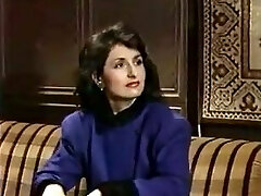 Горячие сексуальные волосатые МИЛФ трахаются Горячие сексуальные волосатые МИЛФ трахаются