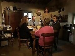 Escuela Superior Hump (Italian)