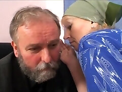 Il Vecchio Orco E Sua Giovane Ninfomane(全