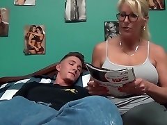 Story time with mommy Story time with mommy