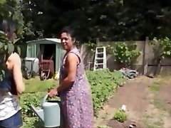 Agricultrice Madalyne la baise est dans le champion Agricultrice Madalyne la baise est dans le champion