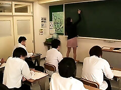 जापानी, स्कूल में अध्यापक के साथ (भाग-बी)