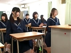 可愛い制服美少女が壁から出てくるチ○ポをしゃぶる【サンプル】 可愛い制服美少女が壁から出てくるチ○ポをしゃぶる【サンプル】