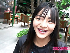 Thai chick receives creampie from Japan guy