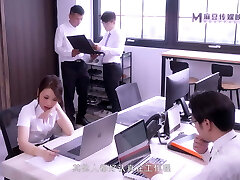 Modelmedia Asia - Poor Colleague Is My Trampy Anchor - Ling Xiang – Md – 0248 – Best Original Asia Pornography Video