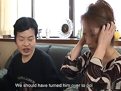 la mère et le père japonais matures partagent le sexe chaud