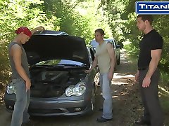 Gay Threesome With Outdoor Fucking Gay Threesome With Outdoor Fucking