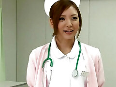 नर्स जापानी अस्पताल में काम के बिना