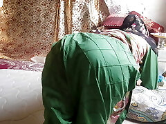 Tiktoker University Me Apartment Ki Safai Karty huy
