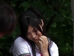 la plus chaude salope japonaise saori hara à l'université en chaleur, scène de jav en plein air