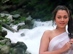 Bollywood Mandakini Raam Teri Ganga Maili Bollywood Mandakini Raam Teri Ganga Maili